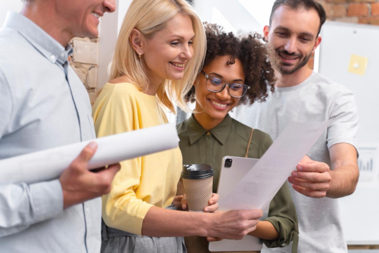 Notizen und Taschenrechner bei Finanzplanung